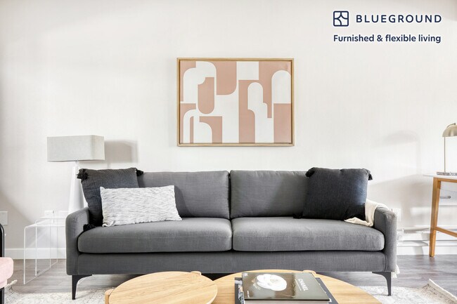 Foto del edificio - 524 N Juanita Ave