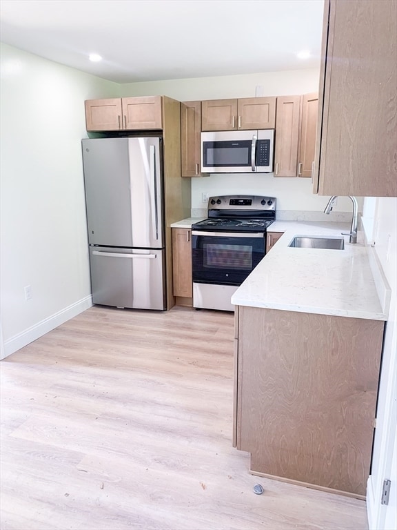 Building Photo - 43 Bates St