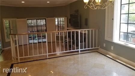 Foto del edificio - 4332 Coldwater Canyon Ave