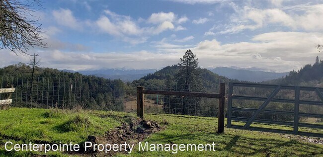 Foto del edificio - 2 br, 1 bath House - 1579 Swan Hill Rd.