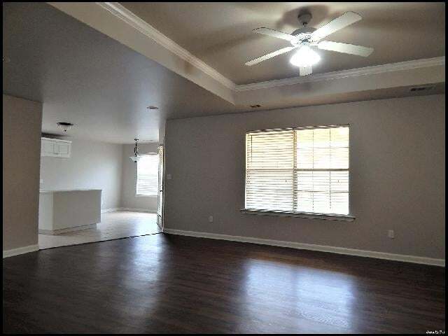 Building Photo - 451 Wisteria Dr