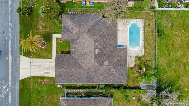 Foto del edificio - 121 Aurelia Ct