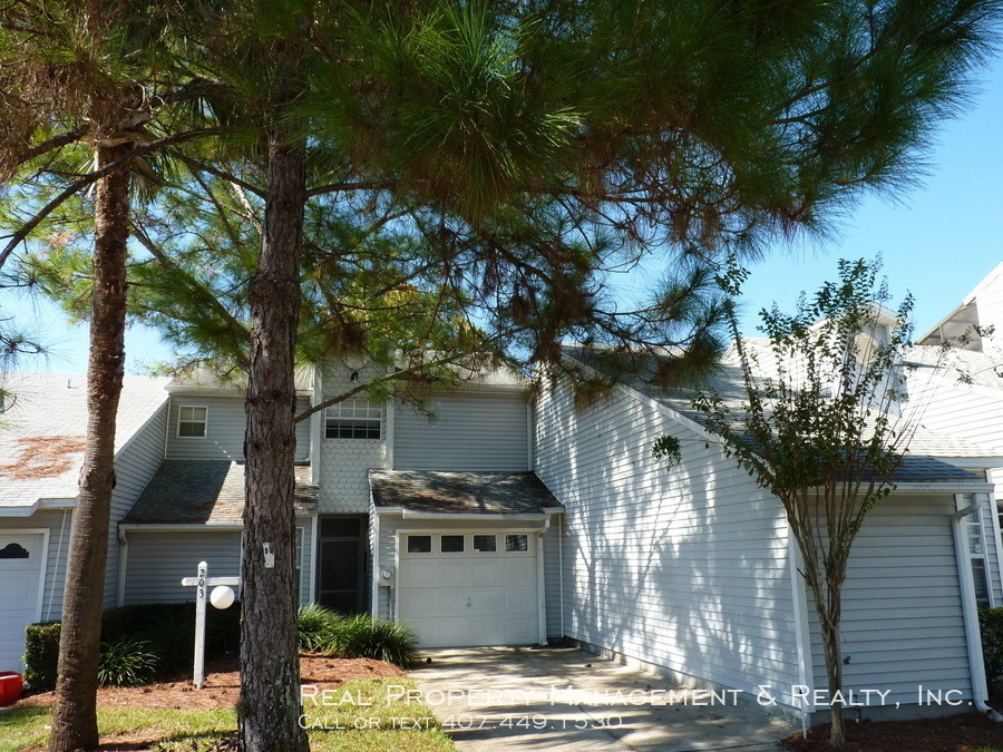 Primary Photo - Spacious 2 BR / 2 BA Townhouse In Casselberry
