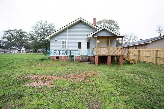 Foto del edificio - 2606 Geneva St