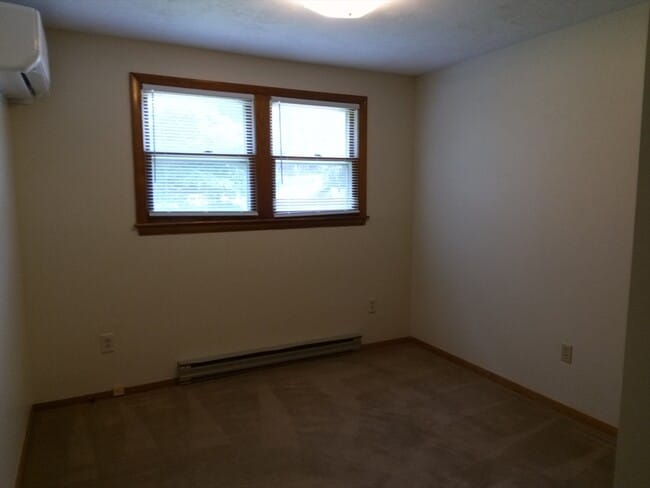 Building Photo - 24 Garrison Ave