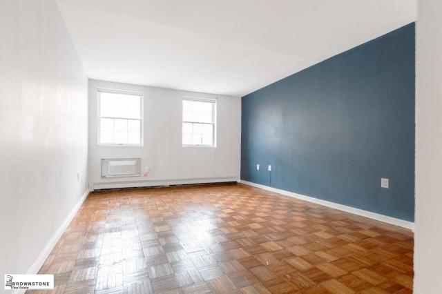 Foto del edificio - 3 bedroom in Brooklyn NY 11231