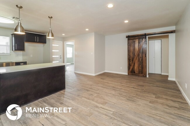 Building Photo - 5107 N Miller Pl