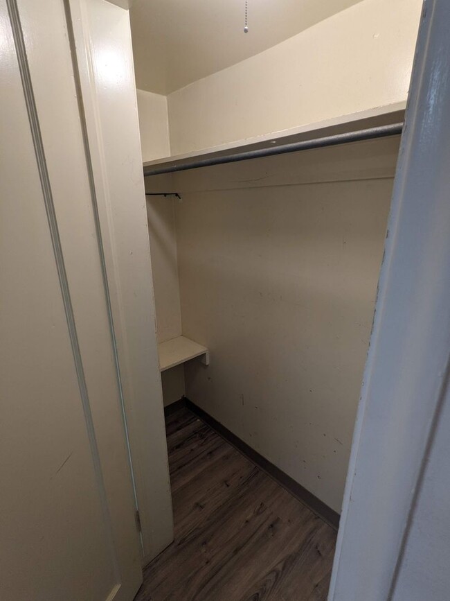 Foto del edificio - One Bedroom Apartment South of BYU!