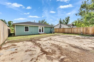 Building Photo - 9707 Nedwald St