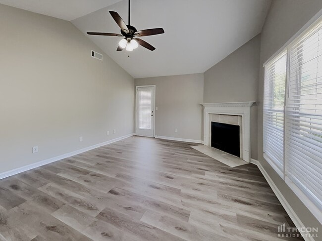 Building Photo - 11091 Silver Aspen Ct