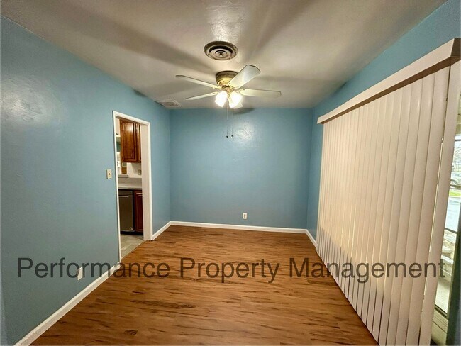 Foto del edificio - Newly Upgraded 3 Bed/1 Bath Home in SW Bak...