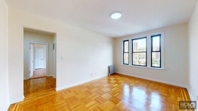 Building Photo - 620 W 171st St
