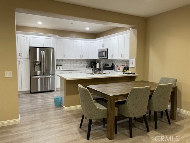 Foto del edificio - 2264 Andrews Dr