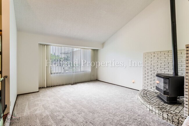 Foto del edificio - 1005 SW 192nd Ct