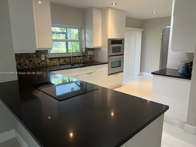 Building Photo - 650 Woodgate Cir