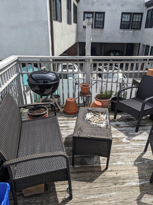 Deck - 44 Tremont St