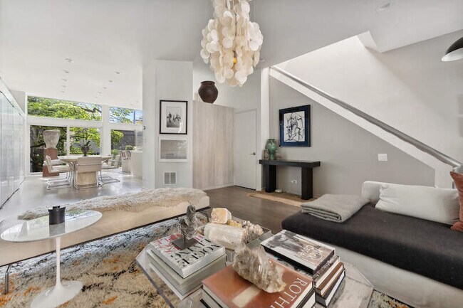 Foto del edificio - 509 W Grant Pl