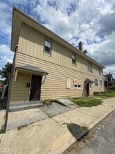 Building Photo - 117 E Palmer St