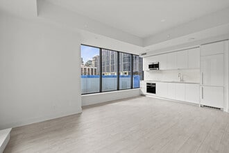 Building Photo - 8-508 Cumberland St
