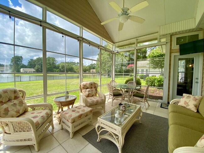 Building Photo - Spacious Four Bedroom Home w/ Oversized Fe...