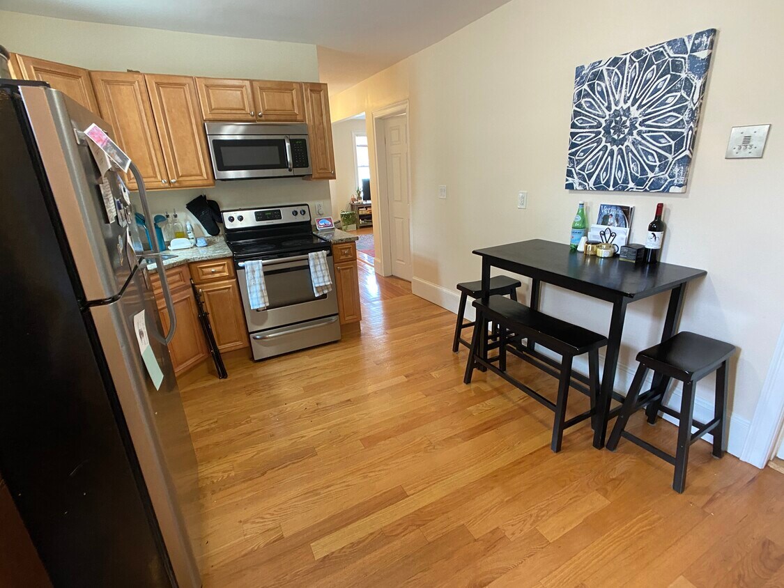 Foto principal - 6 Nashua St
