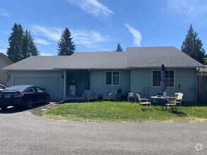 Building Photo - 5509 NE 30th Ave