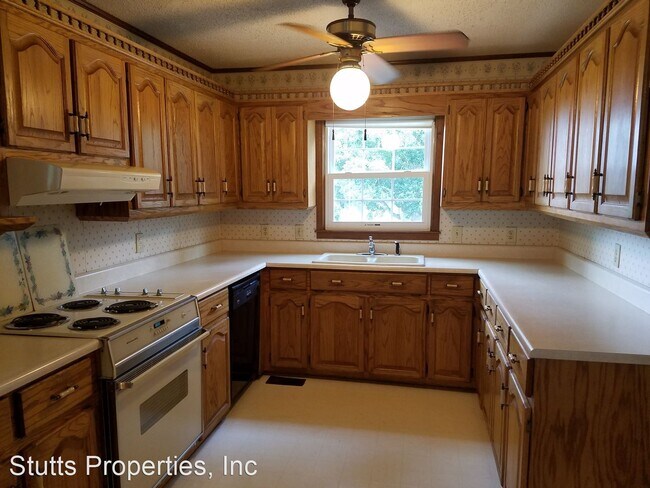 Building Photo - 3 br, 2 bath House - 1125 County Road 61