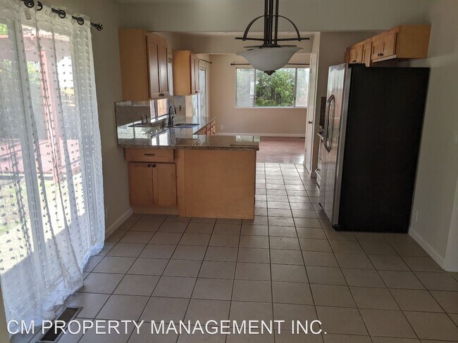 Building Photo - 4 br, 3 bath House - 2785 Hay Loft Wy.