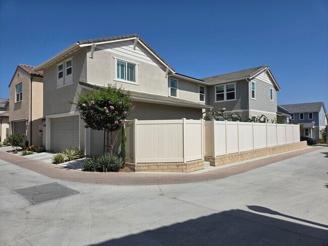 Foto del edificio - 10833 Bridgeport Rd