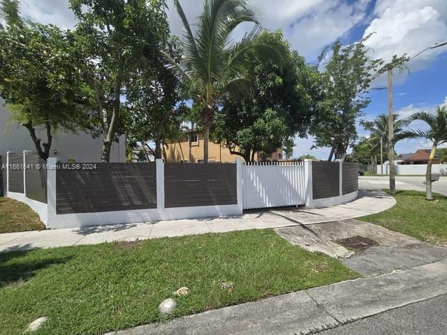 Foto del edificio - 17616 SW 145th Ct