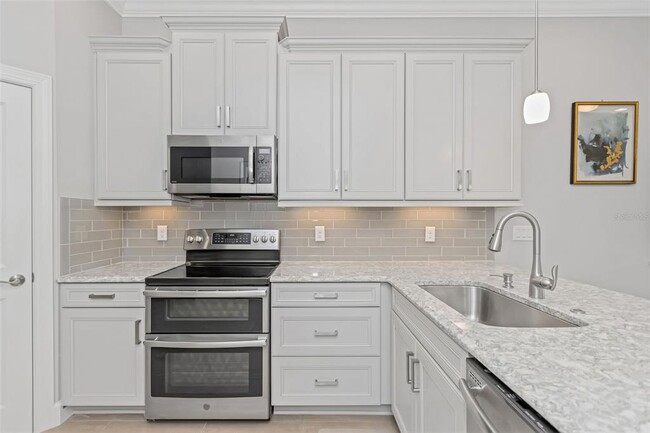 Building Photo - 4111 Rocky Shores Dr