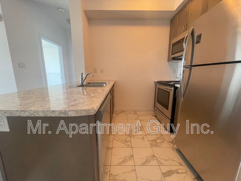 Photo principale - 125 Shoreview Pl