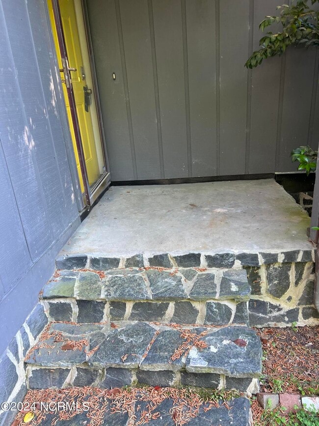 Building Photo - 383 Kittery Point Ln