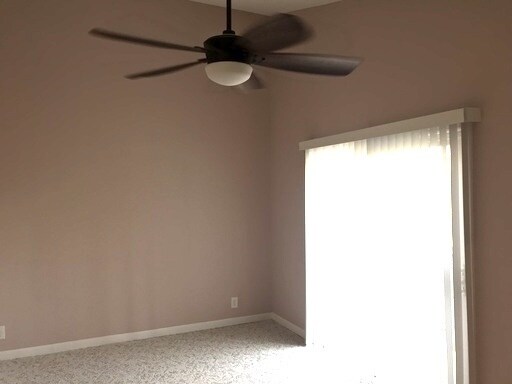 Foto del edificio - 2 Bedroom, 1 Bath, Unfurnished Condo in Sterling Village!