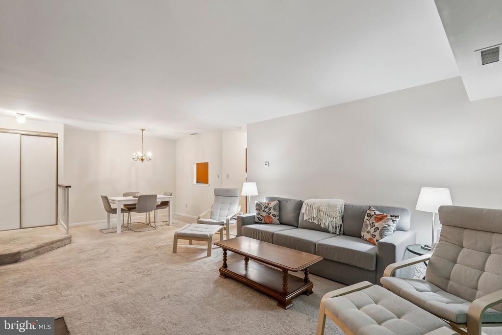 Foto principal - 5900 Cove Landing Rd
