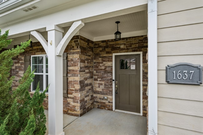 Building Photo - 1637 Short Shadow Ln