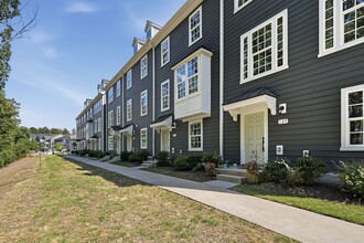 Building Photo - 131 Callowhill Ln