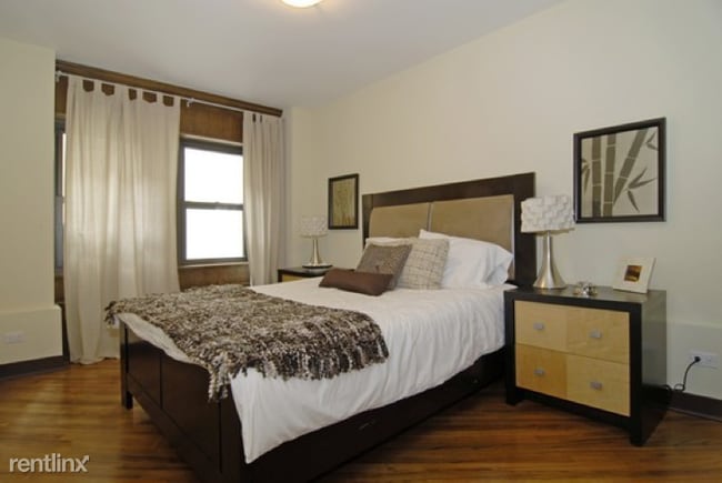 Building Photo - 2 br, 2 bath  - 1400 N Lake Shore Dr Apt 20A