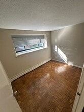 Building Photo - 375 Harvard St