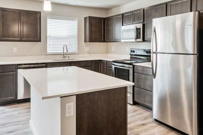 Foto del edificio - 8407 63rd St NE