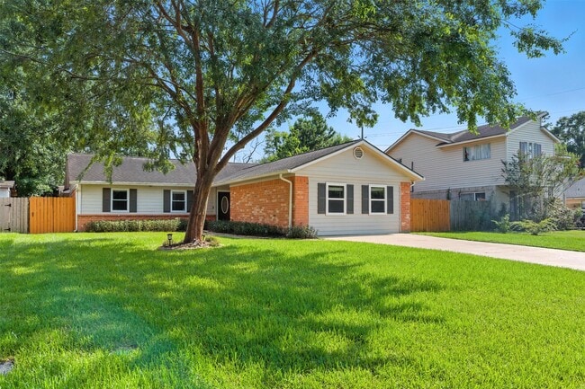 Foto del edificio - 3218 Ricewood Dr