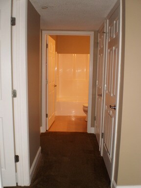 Building Photo - 1303 Avalon Dr