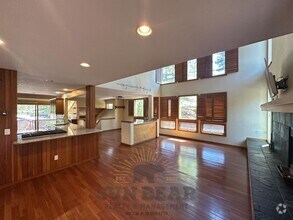 Building Photo - 828 Ellen Ct