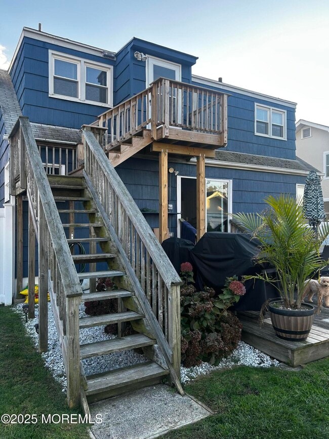 Building Photo - 1515 7th Ave