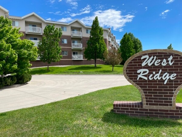 Apartamentos West Ridge - West Ridge Apartments