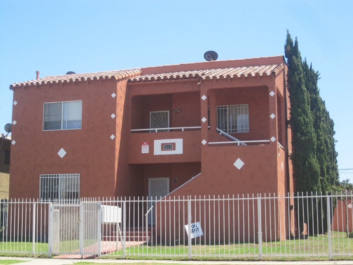 Foto principal - 1152 W 88th St