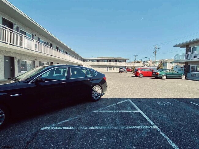 Foto del edificio - 900 Wesley Ave