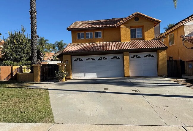 Building Photo - 24336 Gitano Dr
