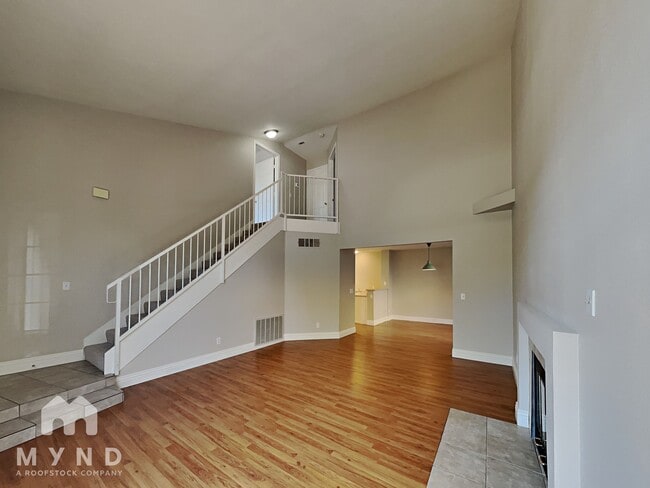 Building Photo - 2604 Noble Fir Ave