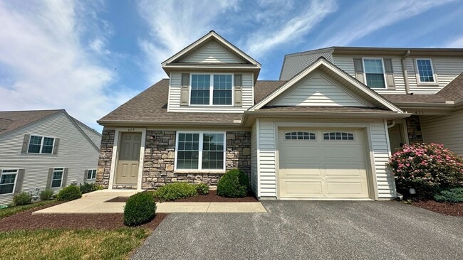 Building Photo - 429 Masonic Dr